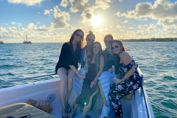 St. Pete Private Luxury Charter Rental: Boat Rental With Captain - Photo 1 of 20